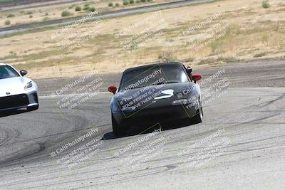 media/Sep-14-2024-Speed Ventures (Sat) [[a2bf28f496]]/Yellow Group/Session 3 (Offramp)/